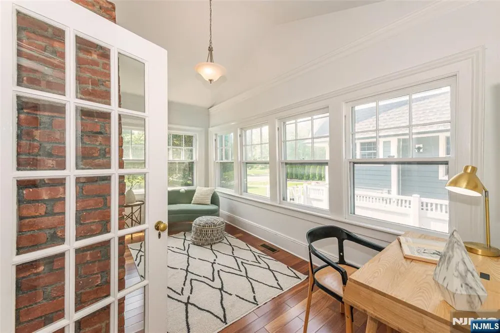 228 Watchung Avenue Montclair, NJ 07043