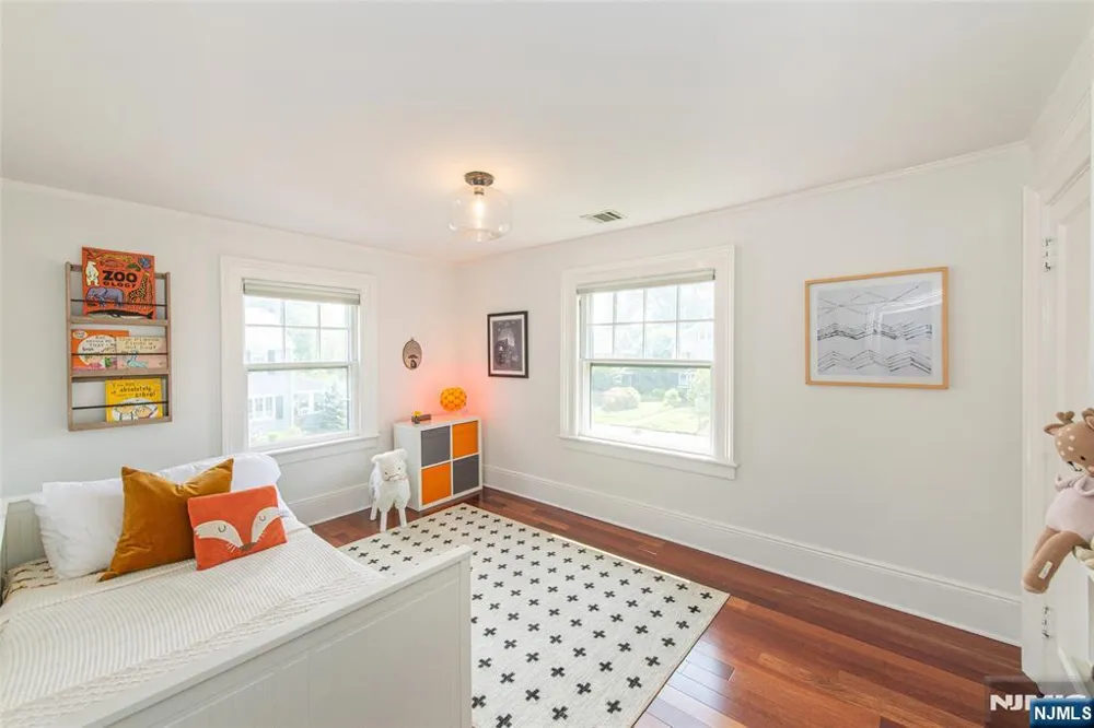 228 Watchung Avenue Montclair, NJ 07043