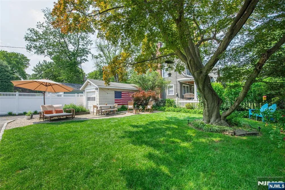 228 Watchung Avenue Montclair, NJ 07043