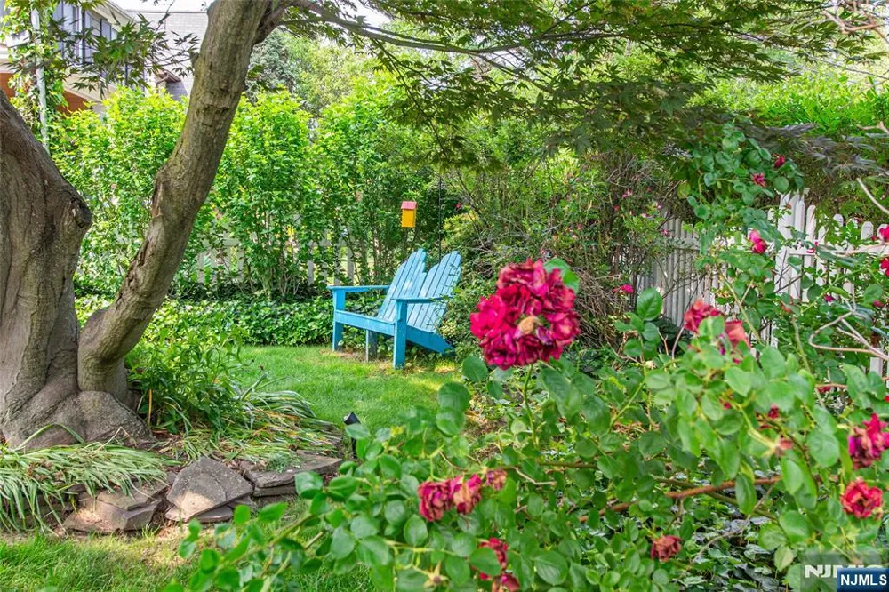 228 Watchung Avenue Montclair, NJ 07043