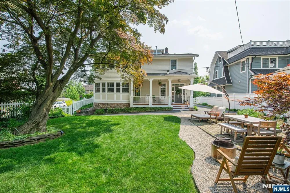228 Watchung Avenue Montclair, NJ 07043