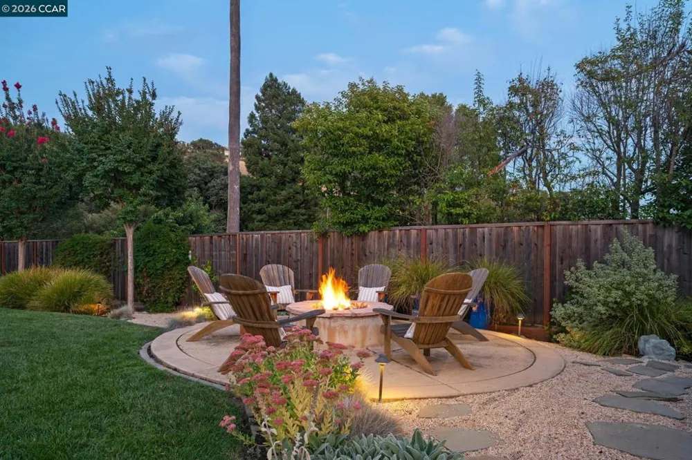 1332 Reliez Valley Road Lafayette, CA 94549