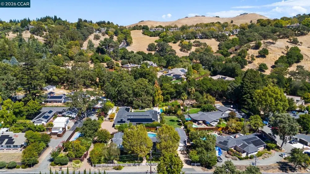 1332 Reliez Valley Road Lafayette, CA 94549