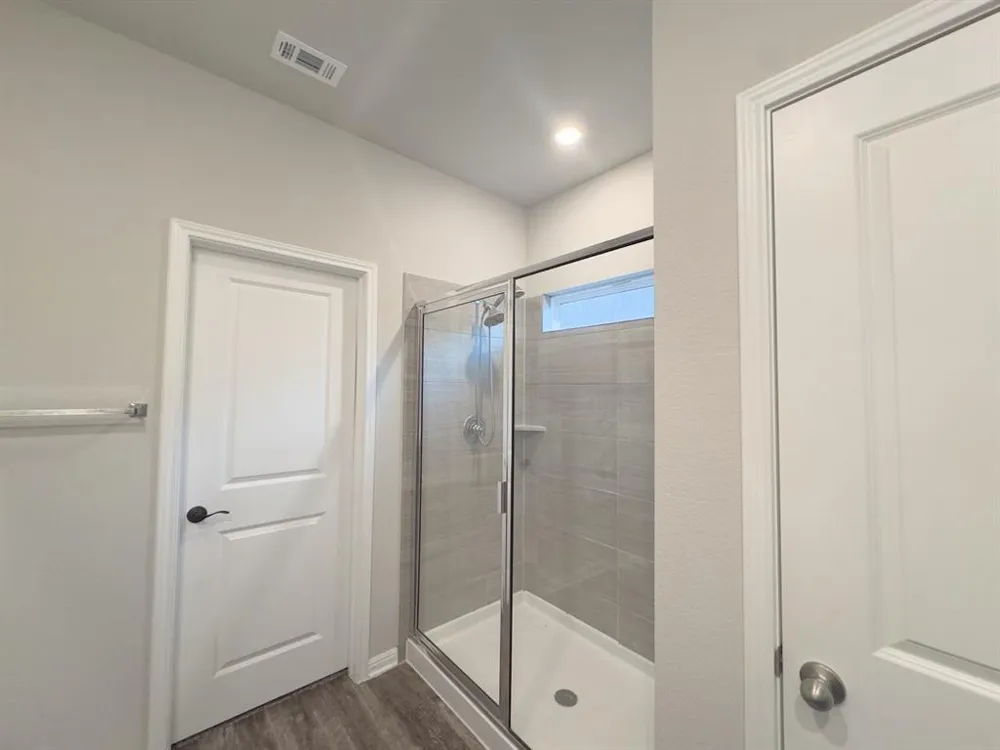 803 East Street Hutto, TX 78634
