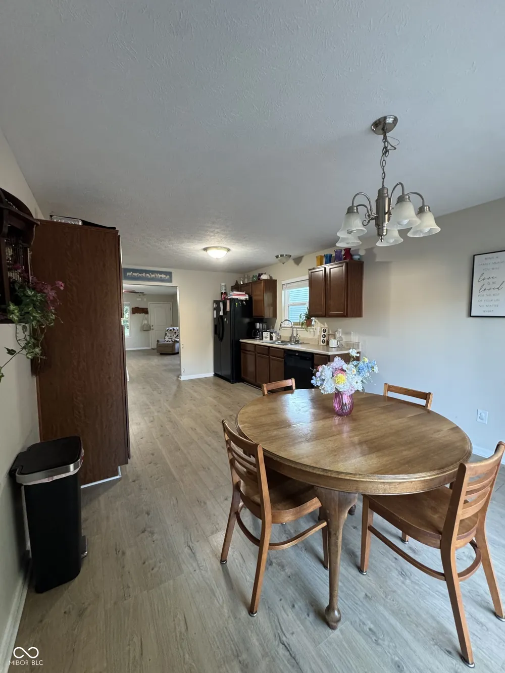 155 Thistlewood Drive Greenfield, IN 46140