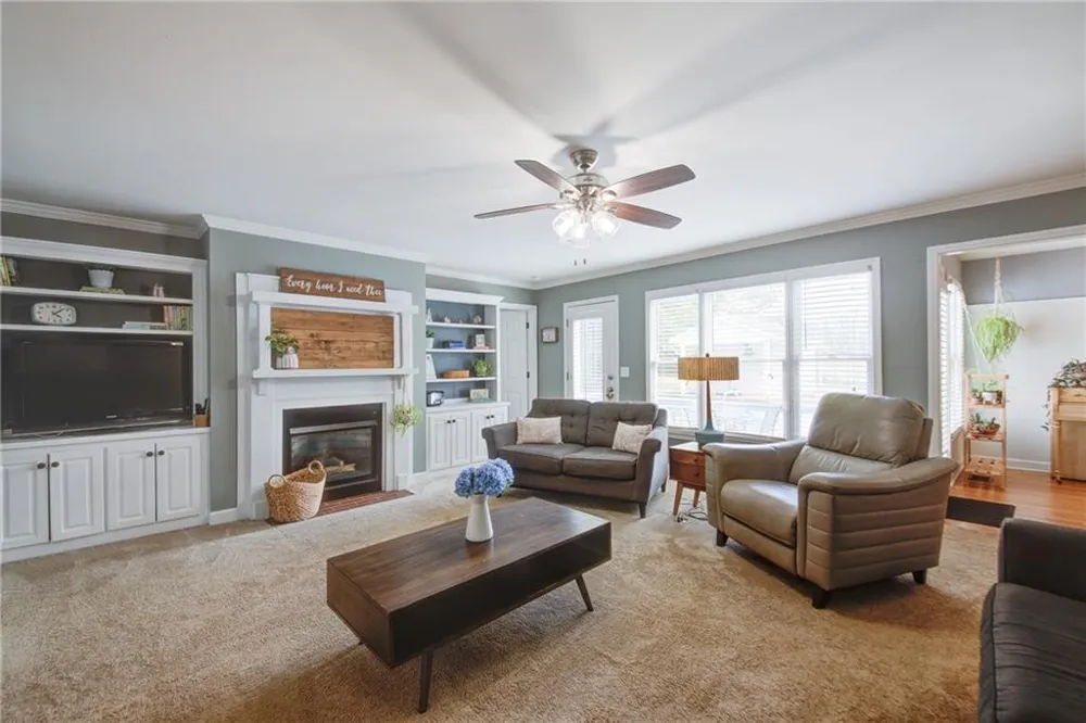 103 Shady Ln Cumming, GA 30040