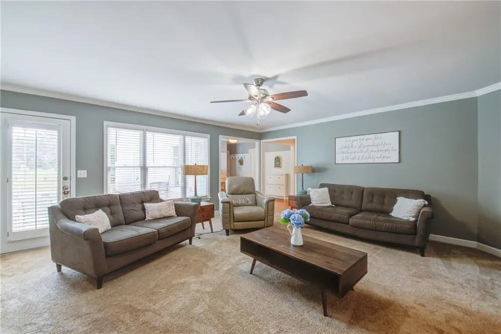 103 Shady Ln Cumming, GA 30040