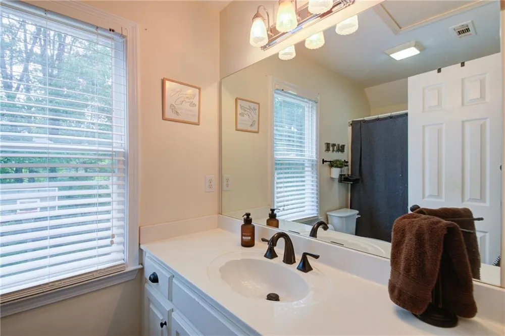103 Shady Ln Cumming, GA 30040