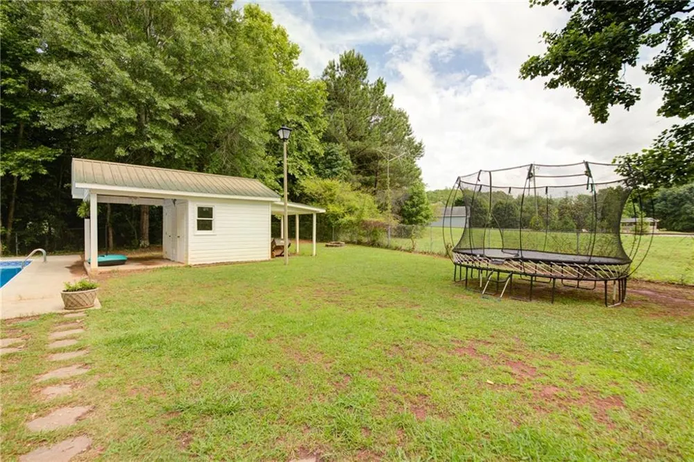 103 Shady Ln Cumming, GA 30040