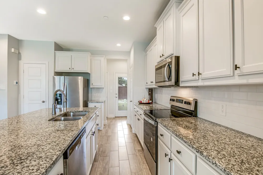 6000 Bursey Road Watauga, TX 76148