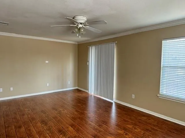 3817 Shire Valley Drive Missouri City, TX 77459