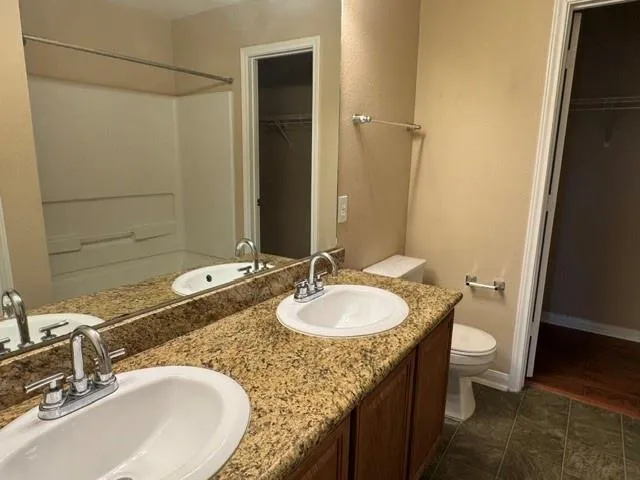 3817 Shire Valley Drive Missouri City, TX 77459