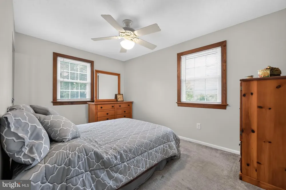 922 MENNONITE ROAD Royersford, PA 19468