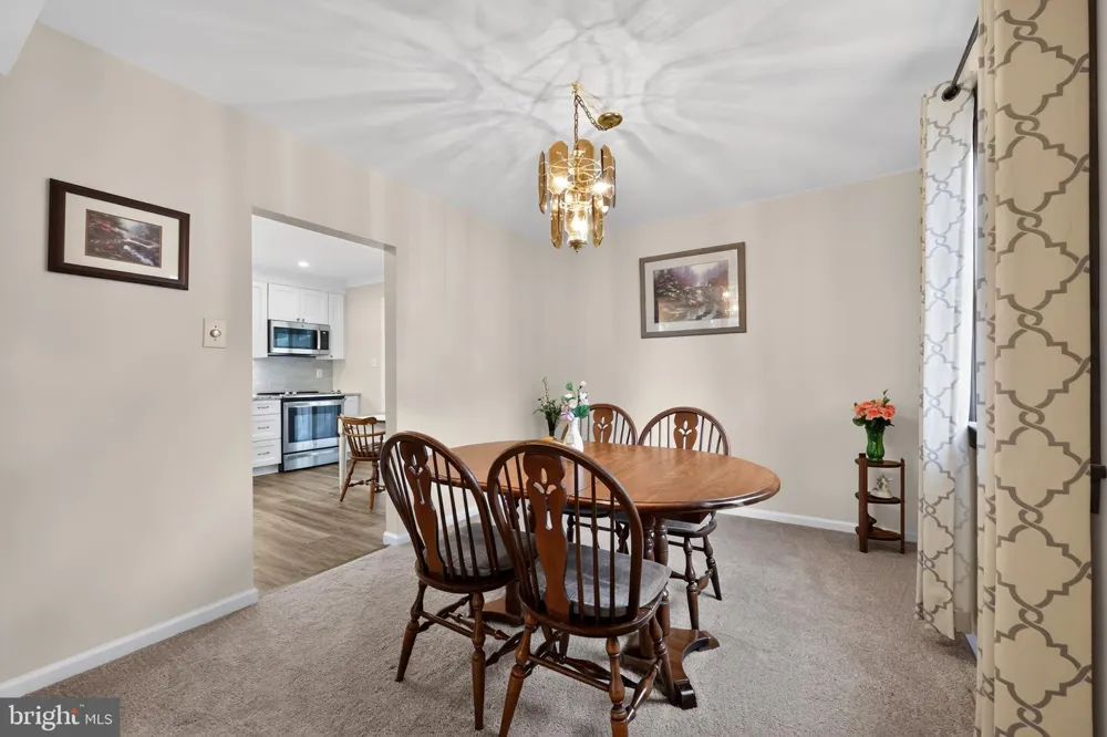922 MENNONITE ROAD Royersford, PA 19468