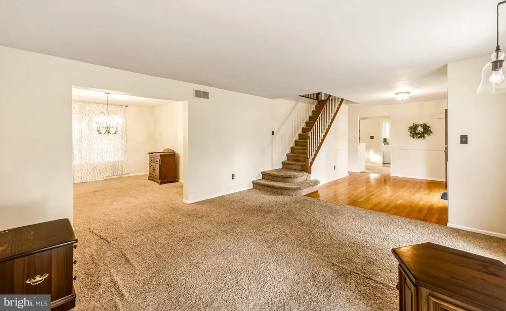 2 TRAFALGER COURT Sewell, NJ 08080