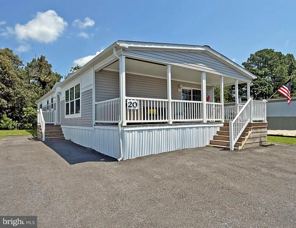 20 CARRIAGE LANE Rehoboth Beach, DE 19971