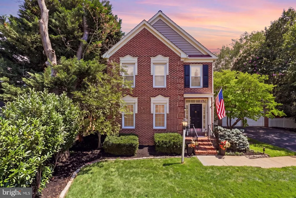 6502 SUMMERTON WAY Springfield, VA 22150