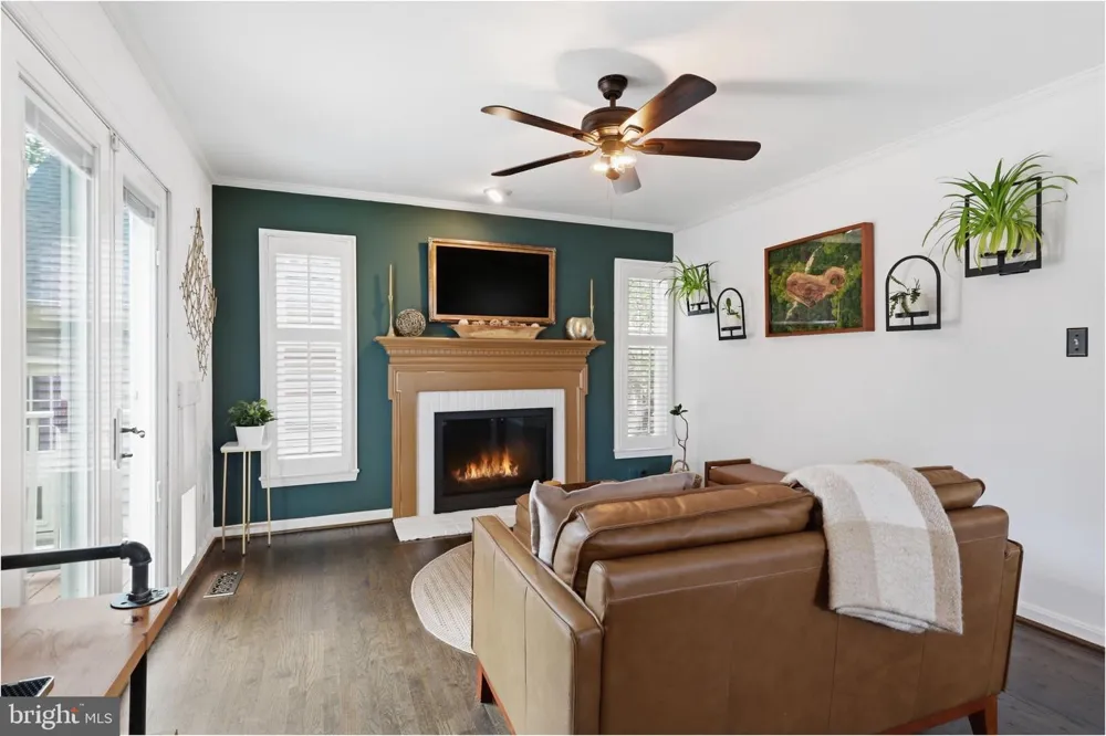 6502 SUMMERTON WAY Springfield, VA 22150