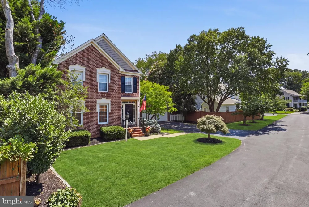 6502 SUMMERTON WAY Springfield, VA 22150
