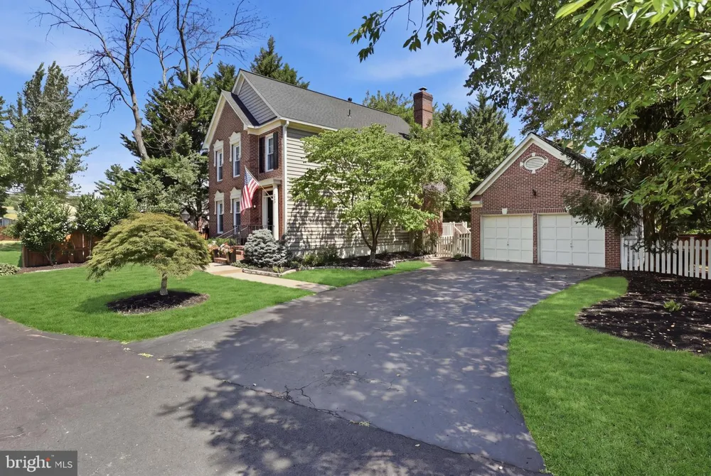 6502 SUMMERTON WAY Springfield, VA 22150