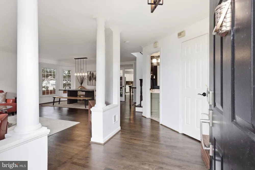 6502 SUMMERTON WAY Springfield, VA 22150