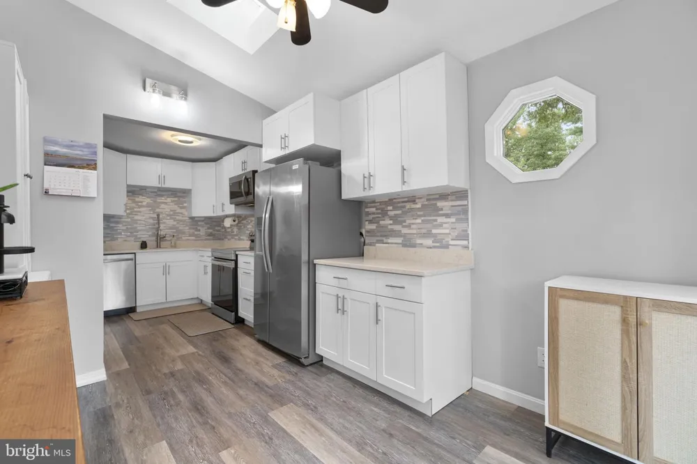 287 NORTH DRIVE Severna Park, MD 21146