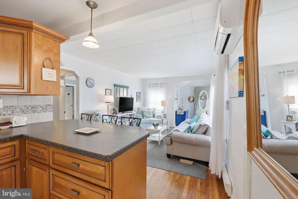 233 39TH STREET Brigantine, NJ 08203
