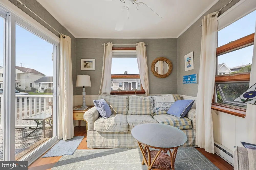 233 39TH STREET Brigantine, NJ 08203
