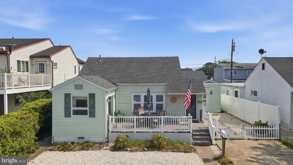 233 39TH STREET Brigantine, NJ 08203