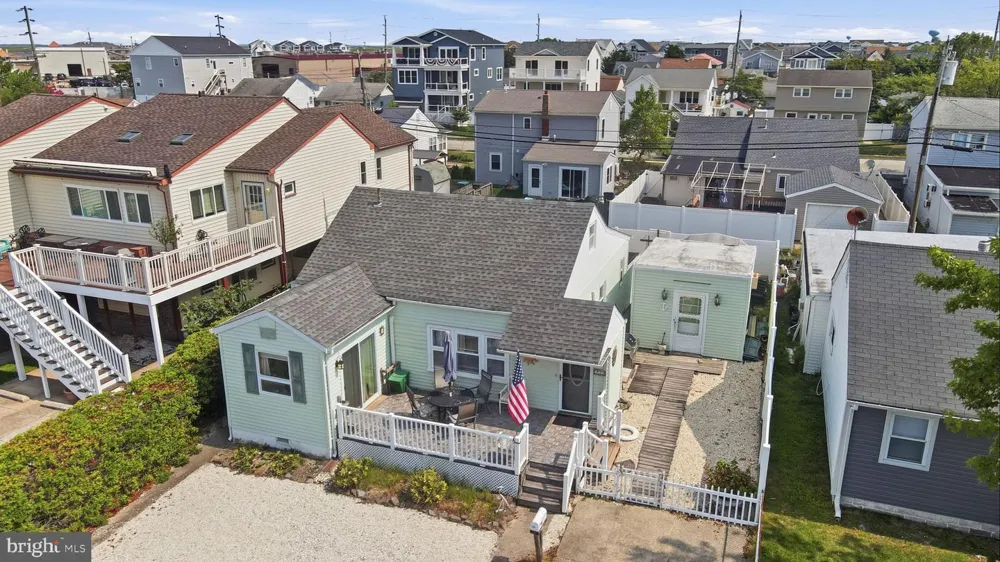 233 39TH STREET Brigantine, NJ 08203