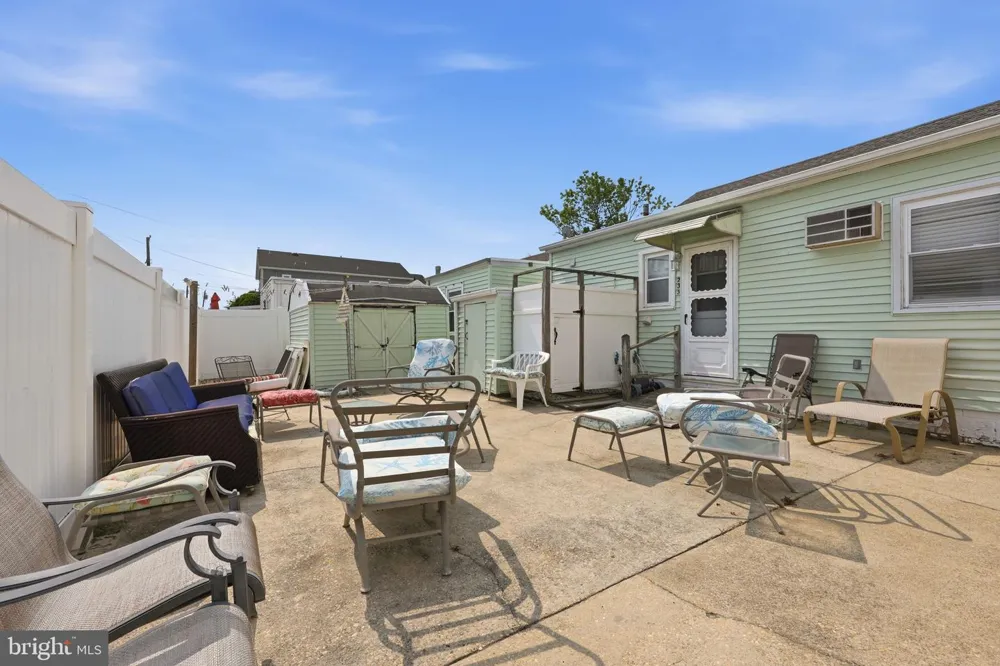233 39TH STREET Brigantine, NJ 08203