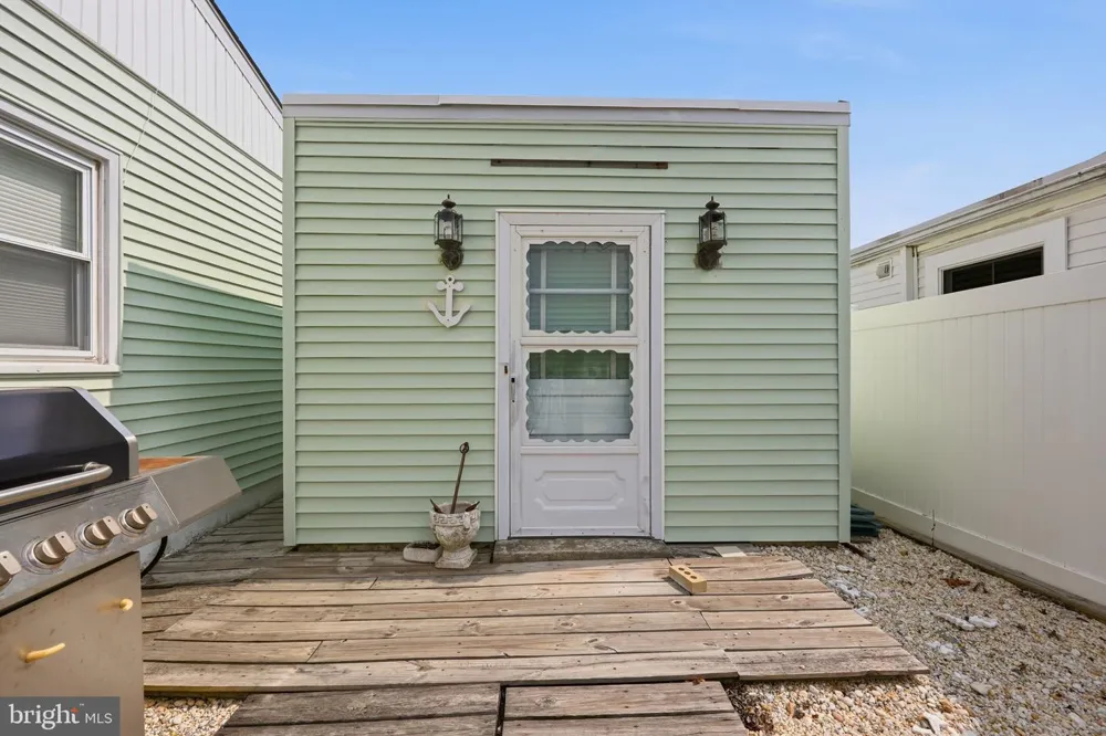 233 39TH STREET Brigantine, NJ 08203
