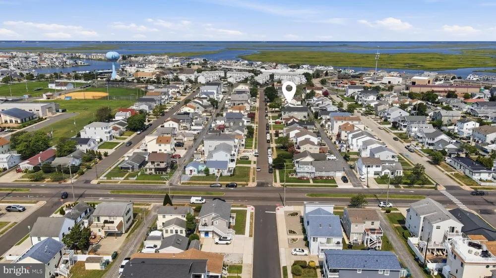 233 39TH STREET Brigantine, NJ 08203