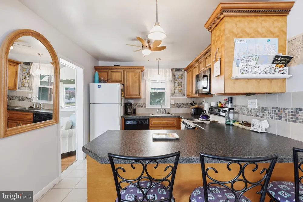 233 39TH STREET Brigantine, NJ 08203