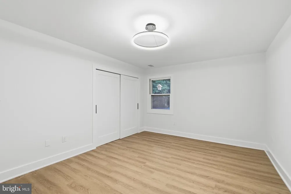 8804 STRAUSE COURT Springfield, VA 22153