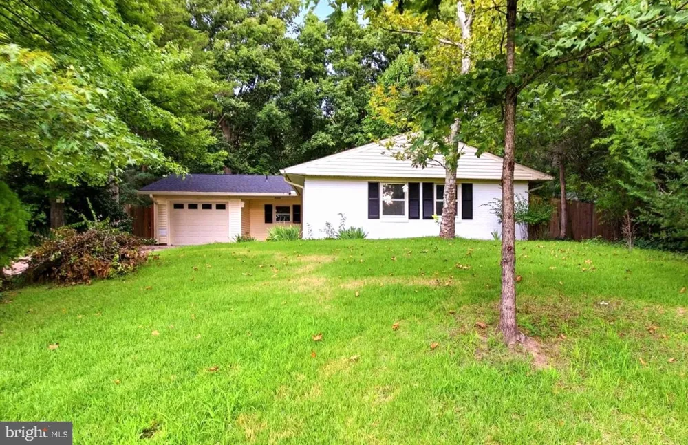 8804 STRAUSE COURT Springfield, VA 22153