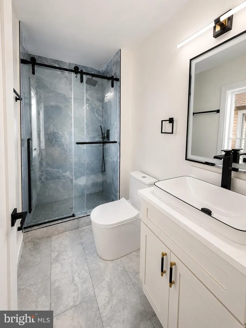 8804 STRAUSE COURT Springfield, VA 22153
