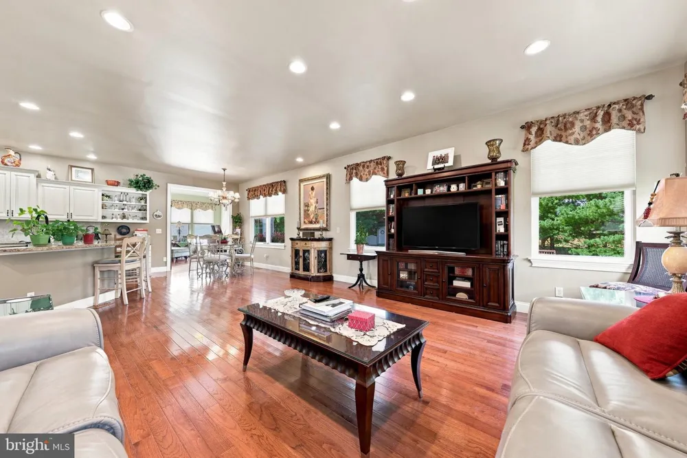 464 2ND ROAD Hammonton, NJ 08037