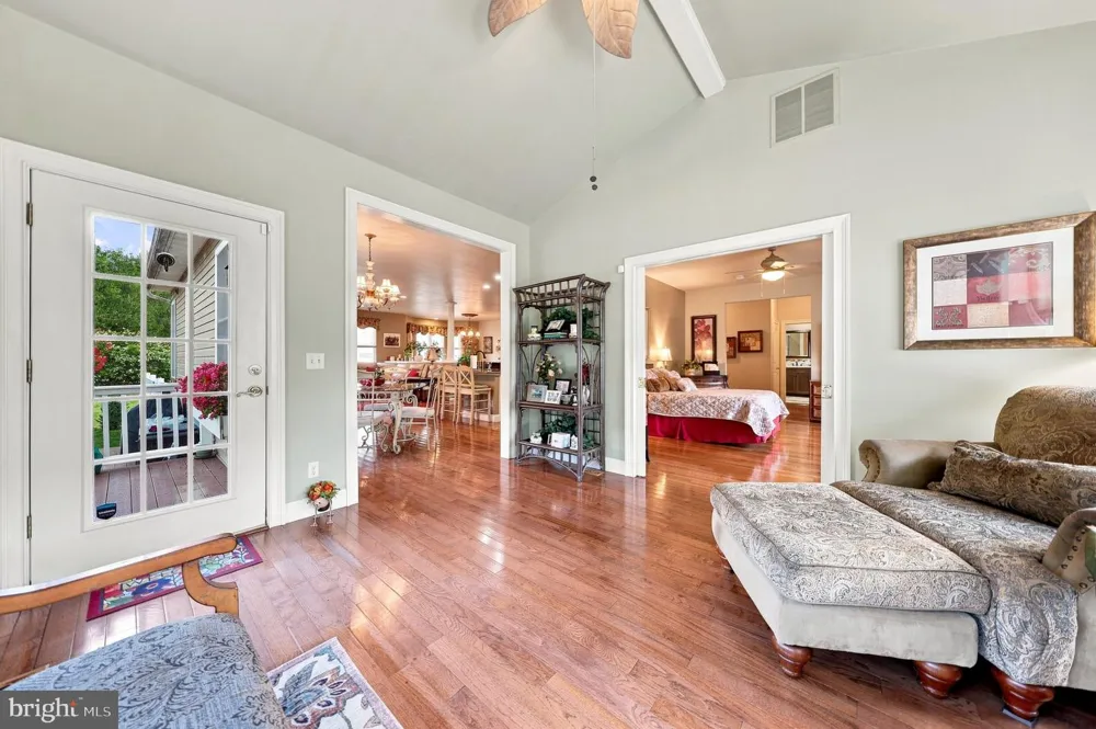 464 2ND ROAD Hammonton, NJ 08037