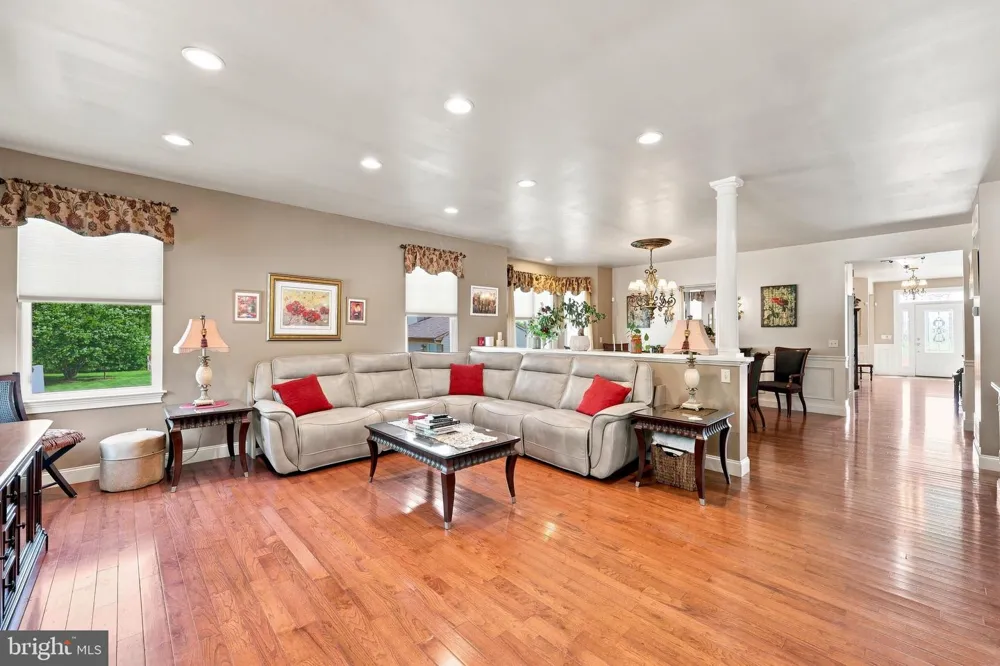 464 2ND ROAD Hammonton, NJ 08037