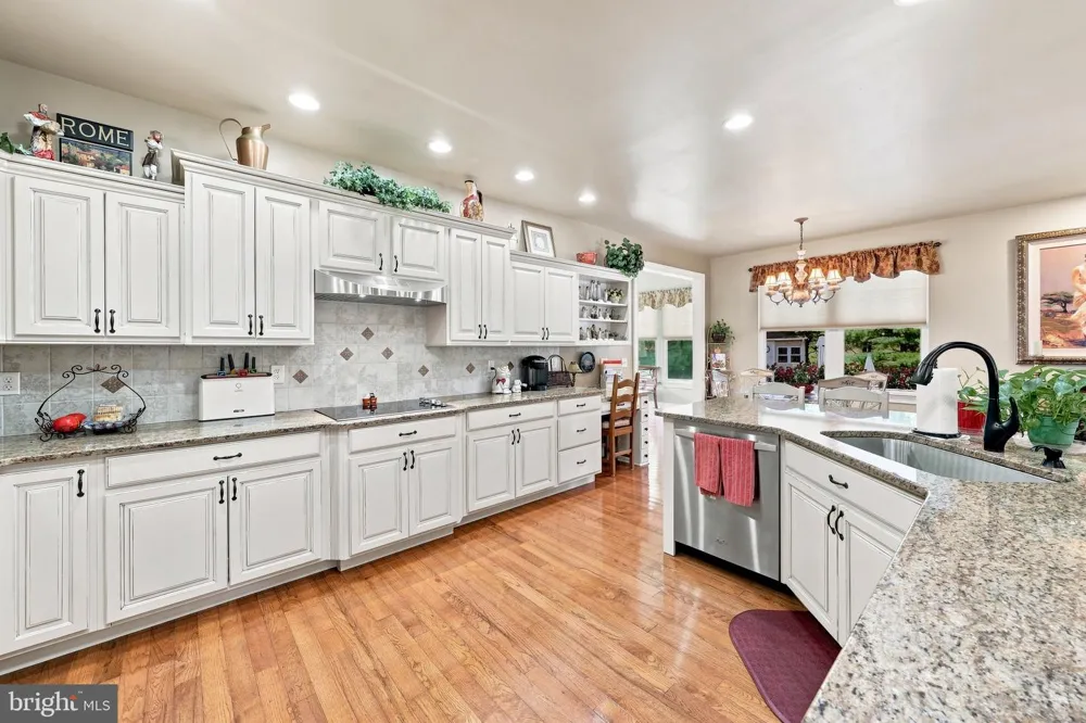 464 2ND ROAD Hammonton, NJ 08037