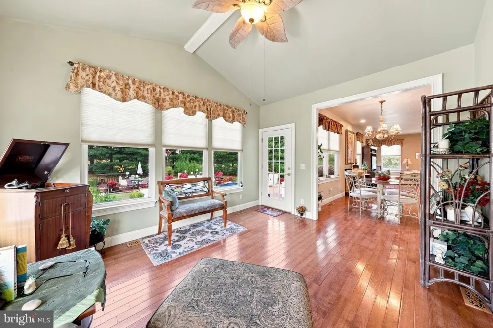 464 2ND ROAD Hammonton, NJ 08037