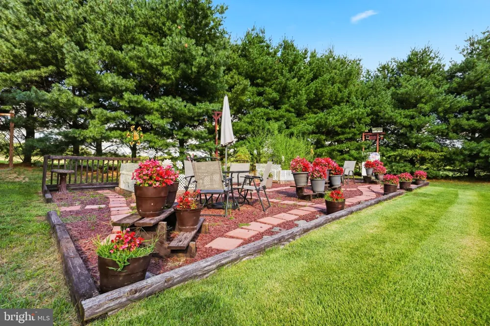 464 2ND ROAD Hammonton, NJ 08037