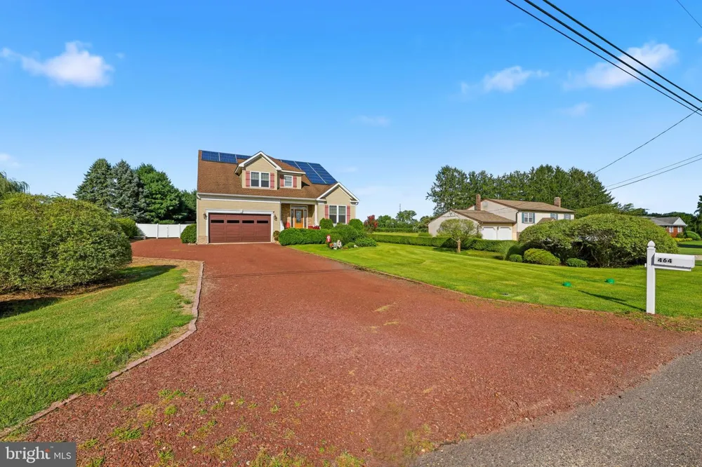 464 2ND ROAD Hammonton, NJ 08037
