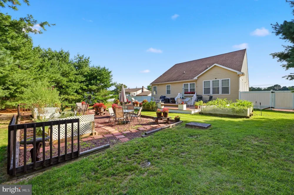 464 2ND ROAD Hammonton, NJ 08037