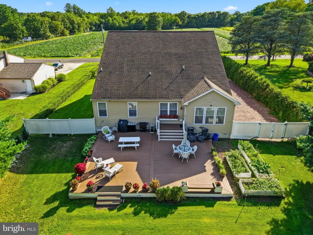 464 2ND ROAD Hammonton, NJ 08037