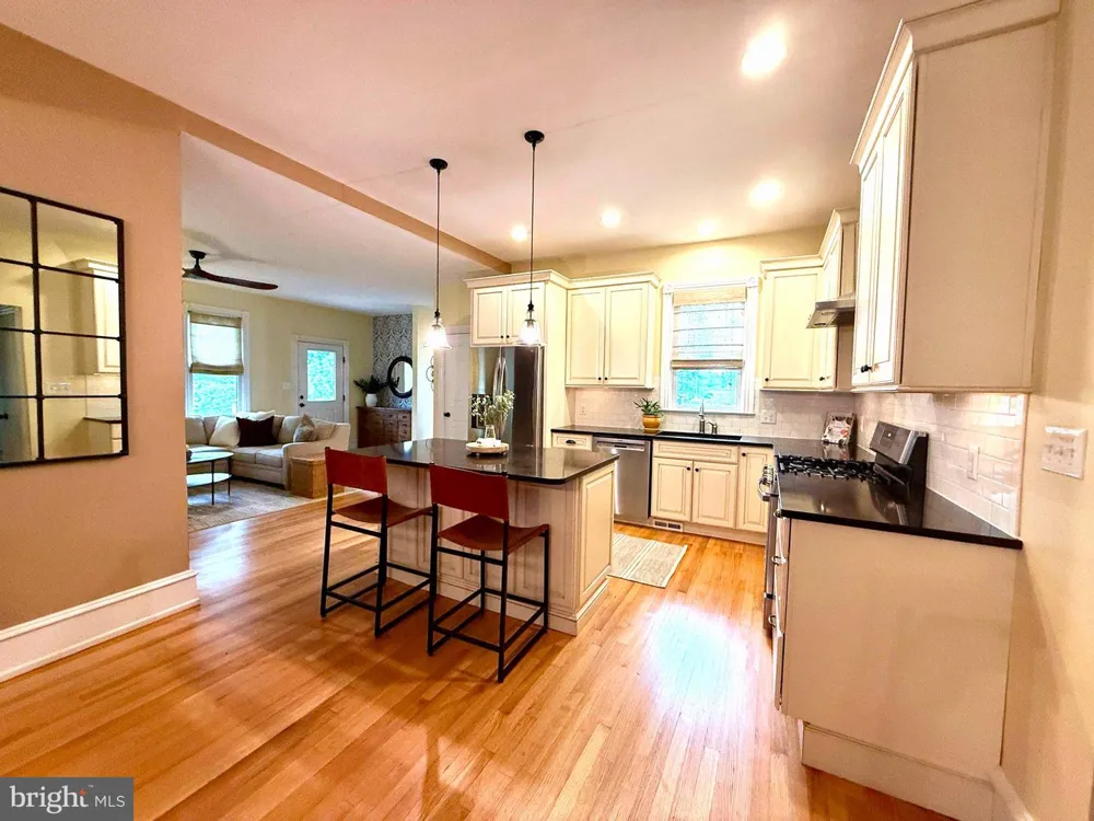 16 E STILES AVENUE Collingswood, NJ 08108