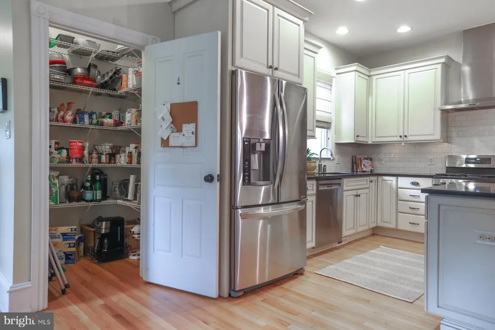 16 E STILES AVENUE Collingswood, NJ 08108