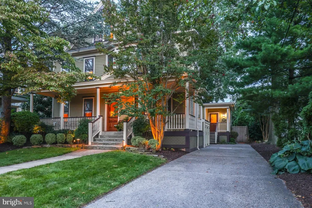 16 E STILES AVENUE Collingswood, NJ 08108