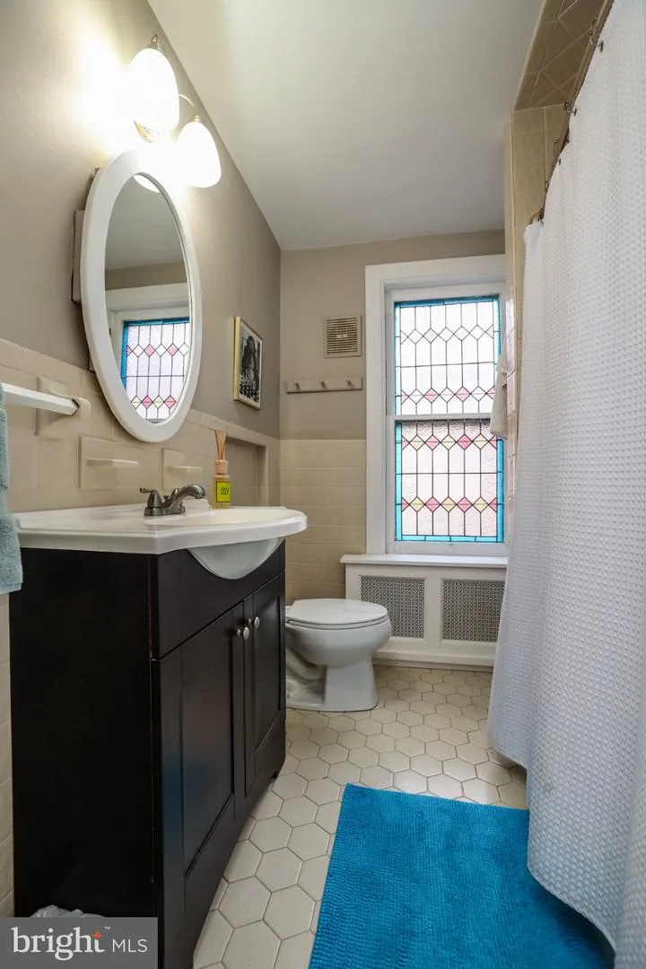 16 E STILES AVENUE Collingswood, NJ 08108